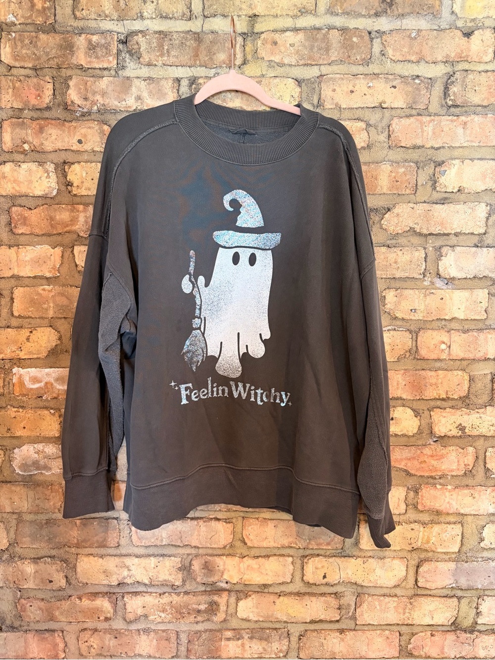 Aerie Feelin Witchy Ghost Graphic Sweater - Gray